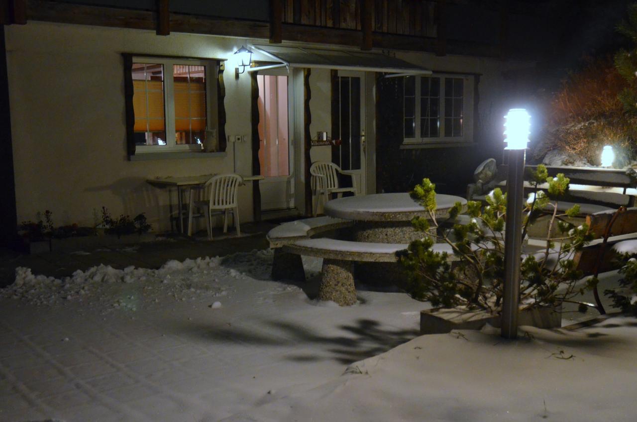 Apartamento Haus Alpenperle Saas-Almagell Exterior foto